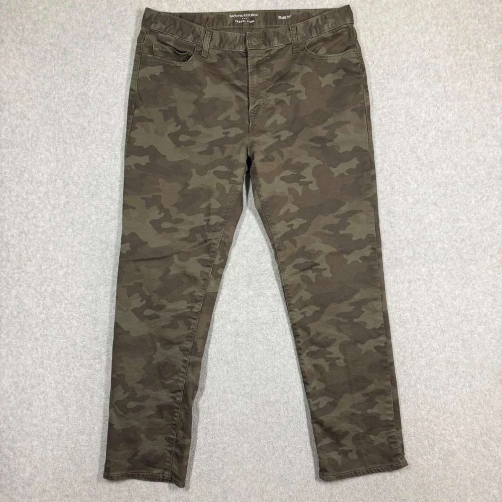 Banana Republic Travel Jean Mens 35x28 Slim Fit Camo Green Brown Pants Hemmed